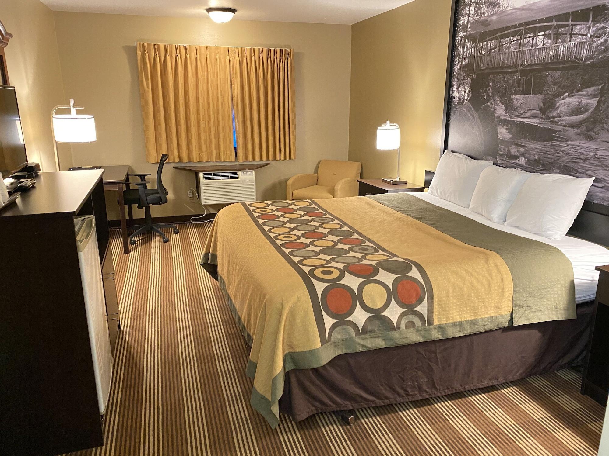 Super 8 By Wyndham Eau Claire Wi Hotell Eksteriør bilde
