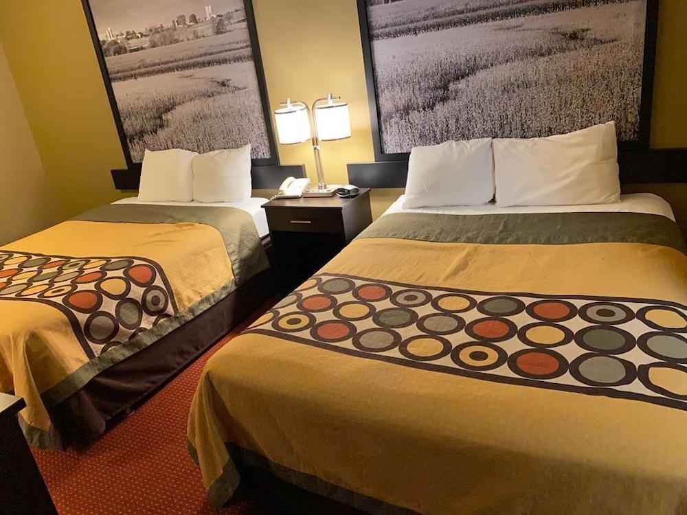 Super 8 By Wyndham Eau Claire Wi Hotell Eksteriør bilde