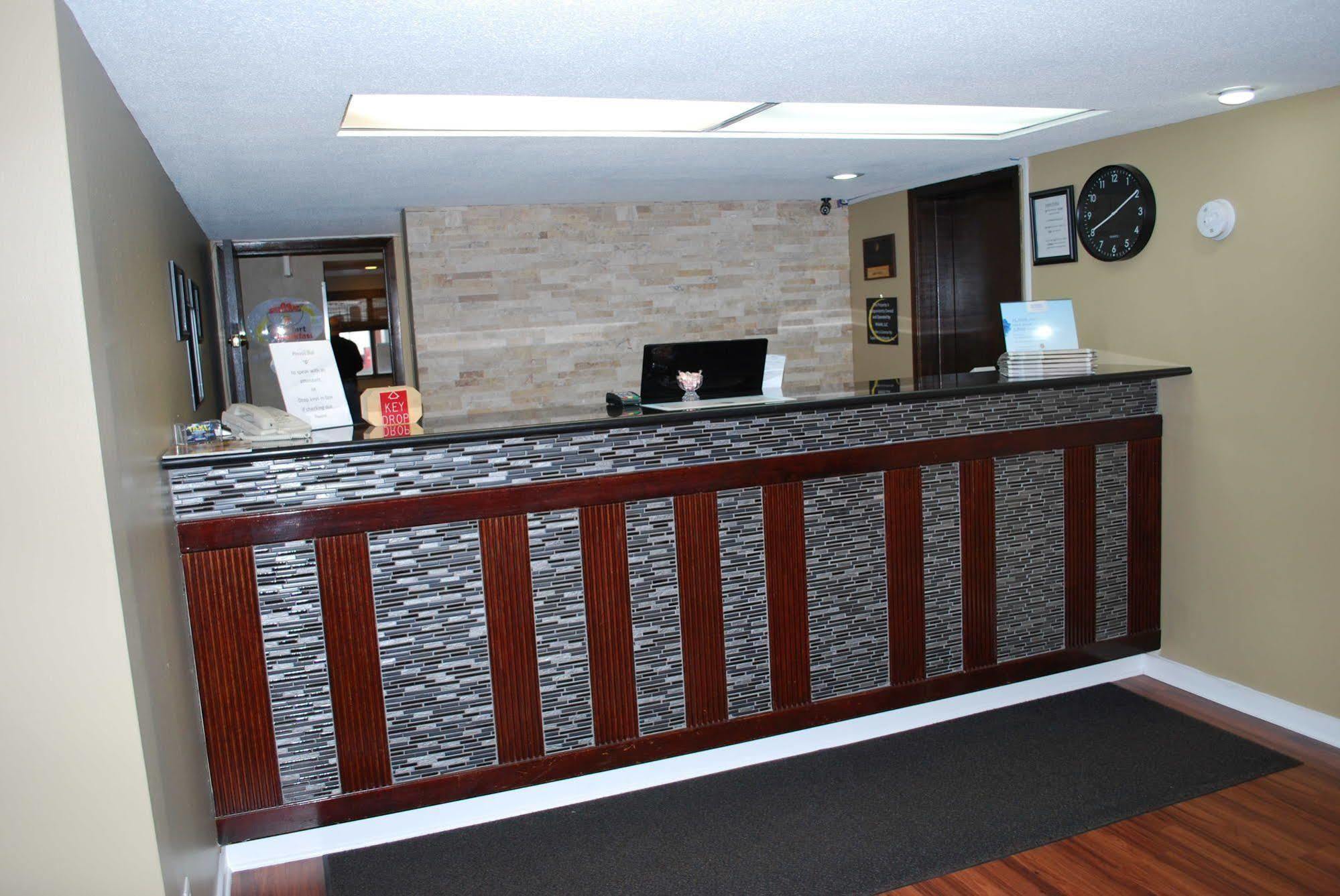 Super 8 By Wyndham Eau Claire Wi Hotell Eksteriør bilde